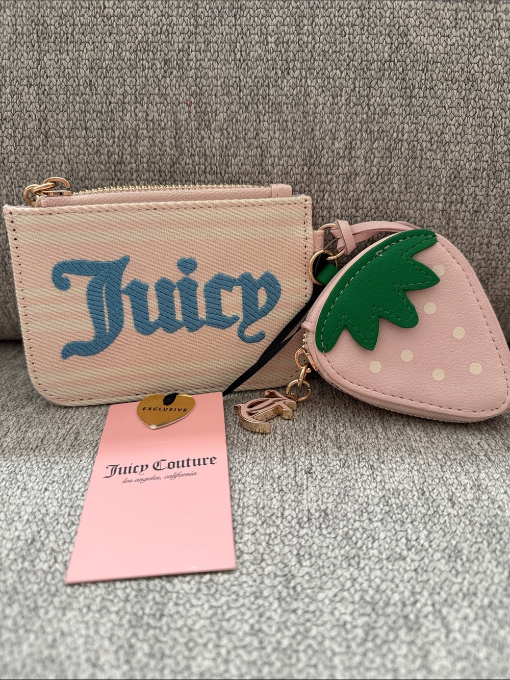 New Juicy Couture Strawberry Coin Purse Key Charm and zip card case